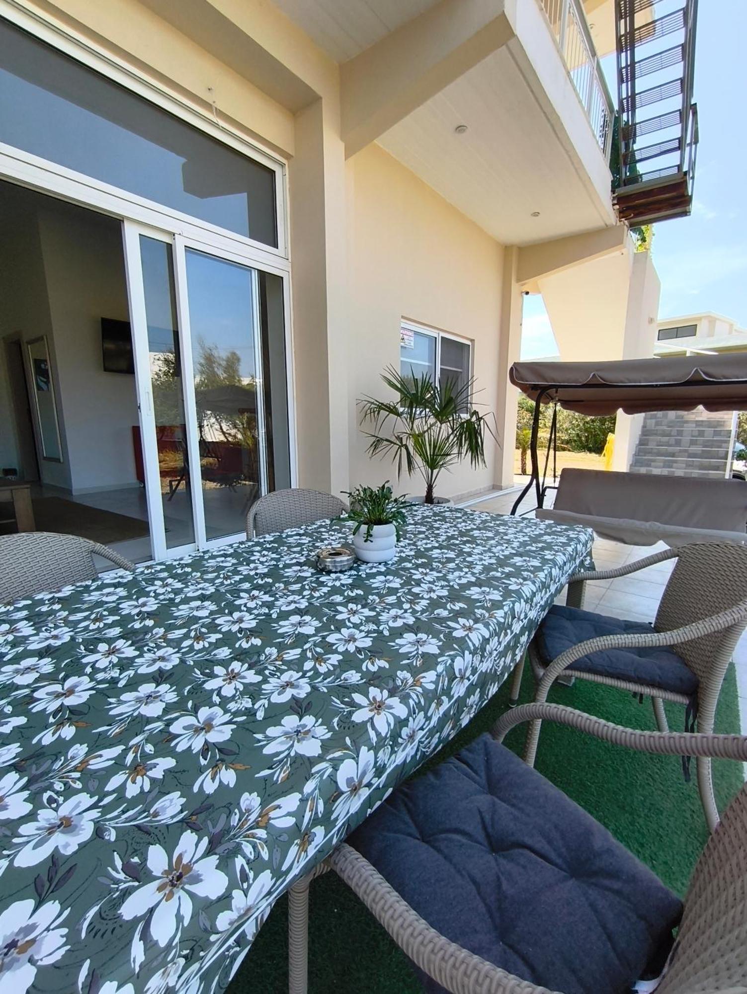 Spacious Beach House Theologos Exterior foto